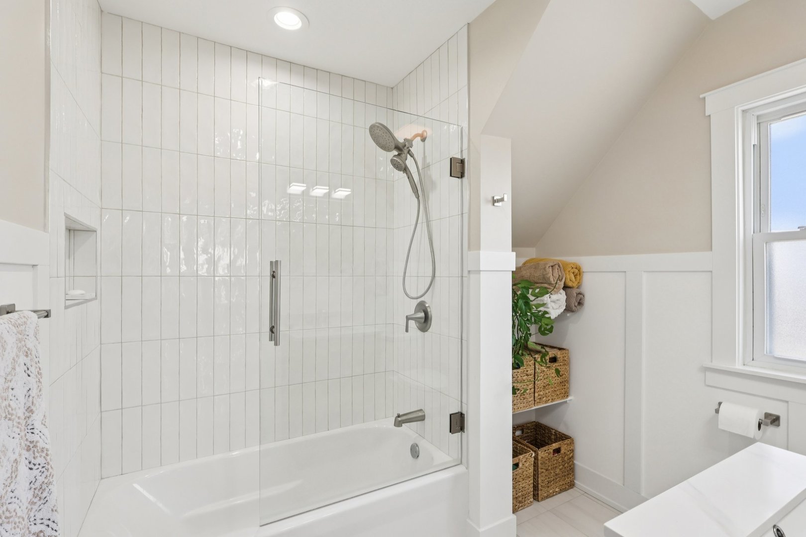 6014 West Fletcher Street Chicago, IL 60634 - Photo 18 of 33 a bath room with a bath tub and a shower