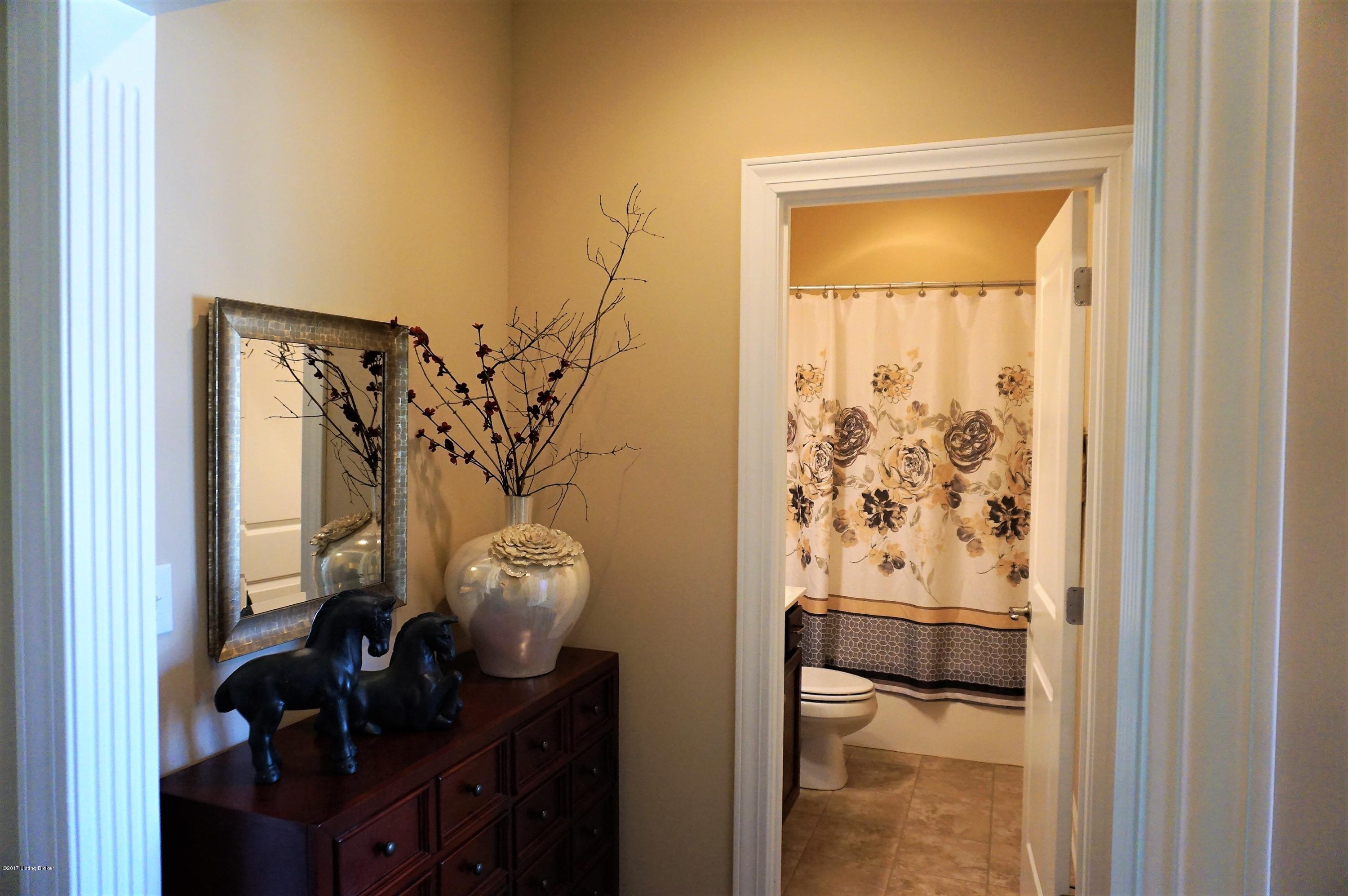 10110 Long Home Road Louisville, KY 40291 - Photo 37 of 40 Guest Bath
