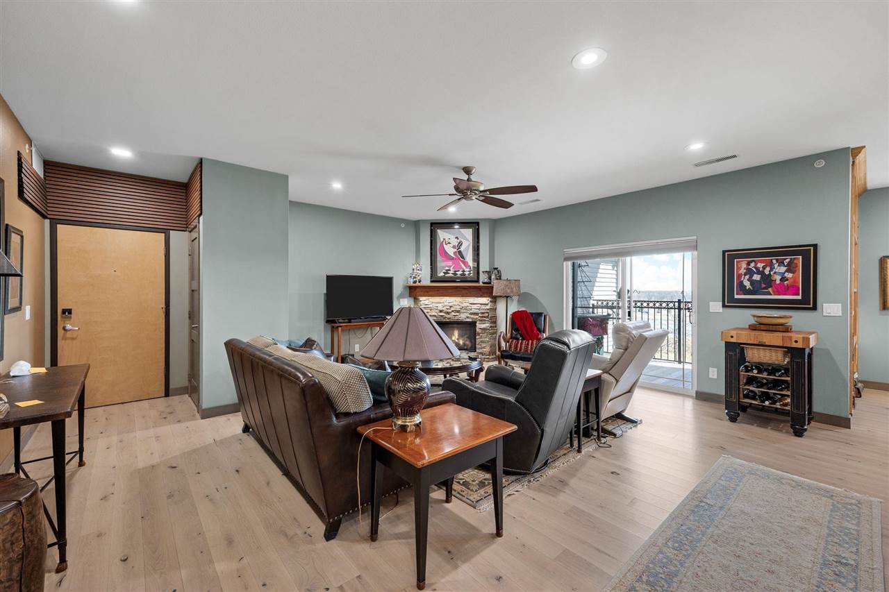 1092 Walnut Avenue, Unit 301 Riverside, IA 52327 - Photo 4 of 37 Gallery Image 4