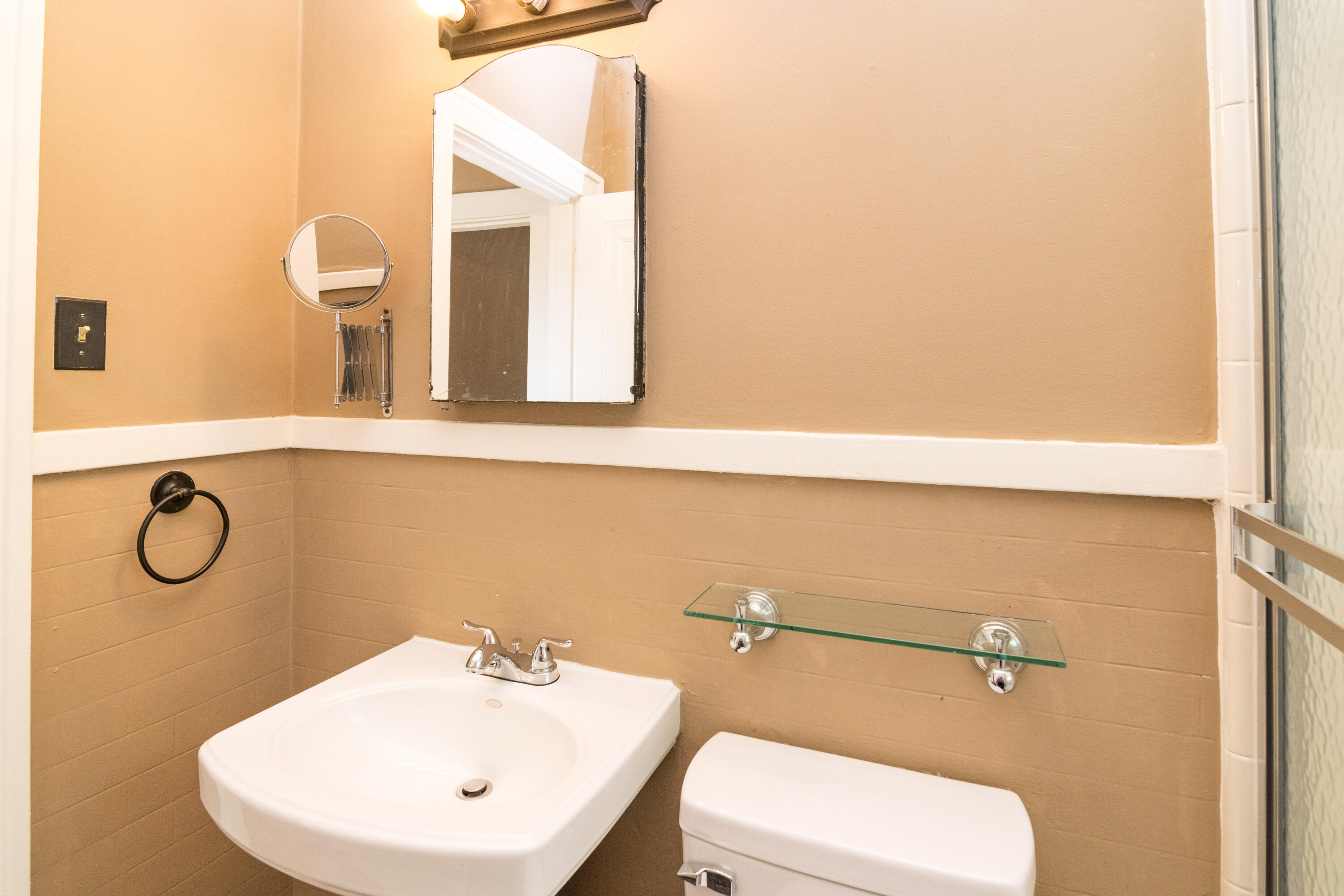 1400 Fontaine Road Lexington, KY 40502 - Photo 6 of 32 1400Fontaine-0115
