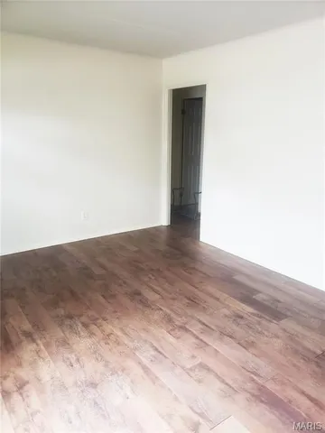 $1,300 | 127 4th Avenue, Edwardsville, IL 62025