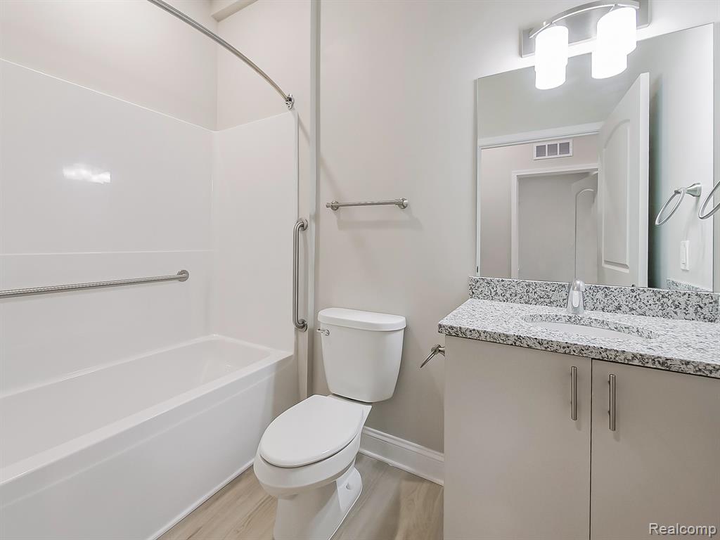 31480 Warren Road, Unit 302 Westland, MI 48185 - Photo 22 of 33