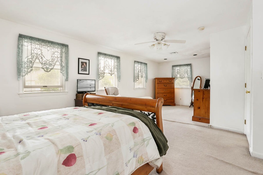 1 Waitt Road Lynn, MA 01902 - Photo 16 of 27 Gallery Image 16