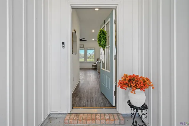 $288,000 | 23074 Riverbank Street, Vacherie, LA 70090