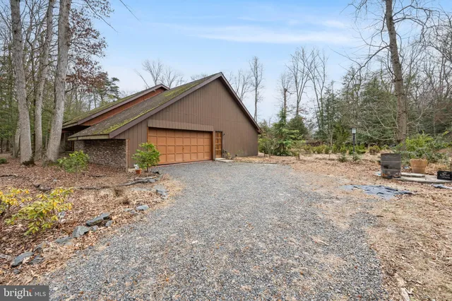 $575,000 | 143 Ridge Road, Southampton, NJ 08088
