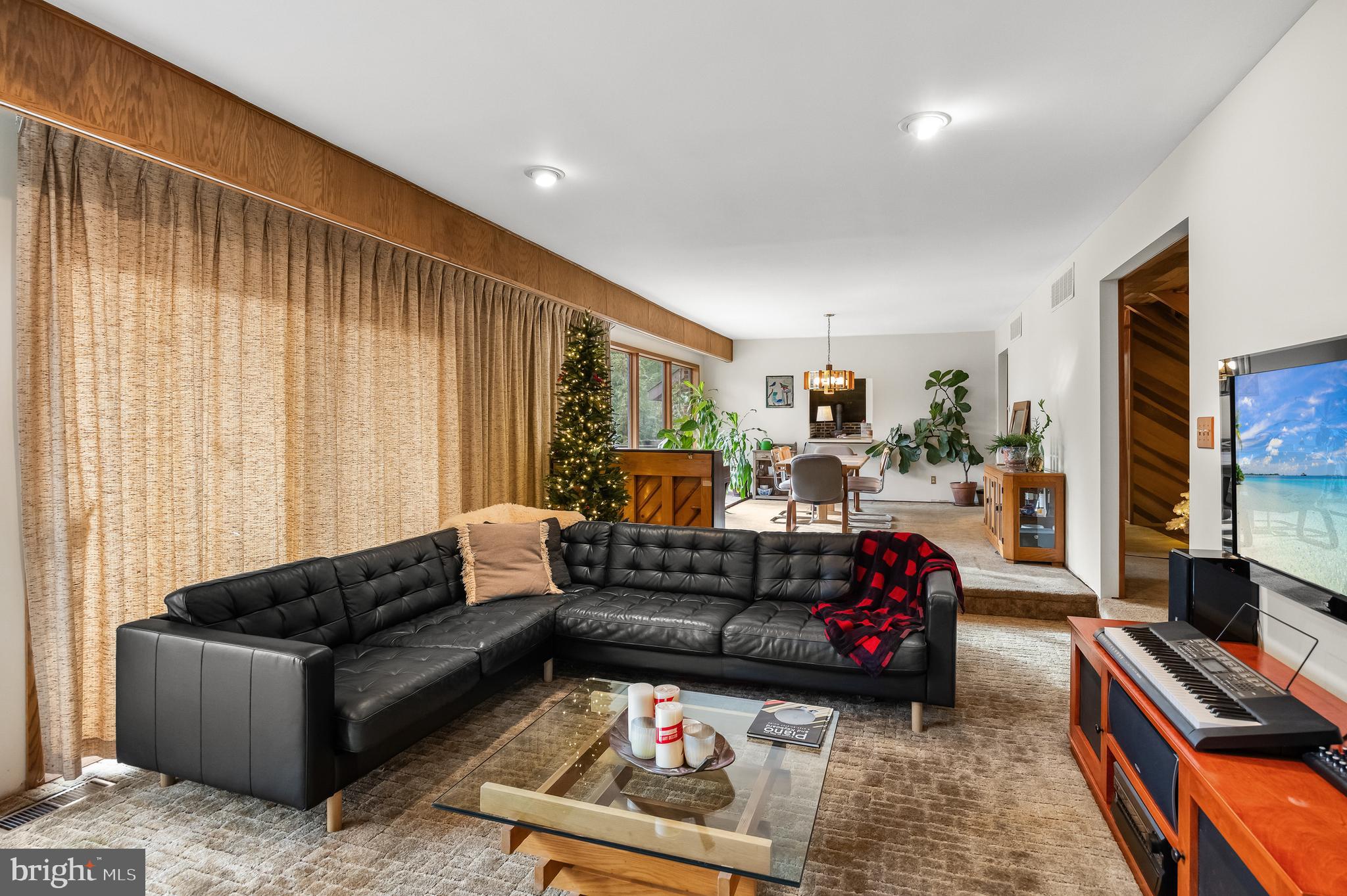 143 Ridge Road Southampton, NJ 08088 - Photo 7 of 22 Living and Dining Area