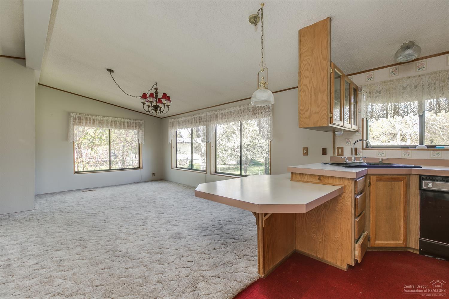 60885 Raintree Court Bend, OR 97702 - Photo 13 of 24 Additional Photo