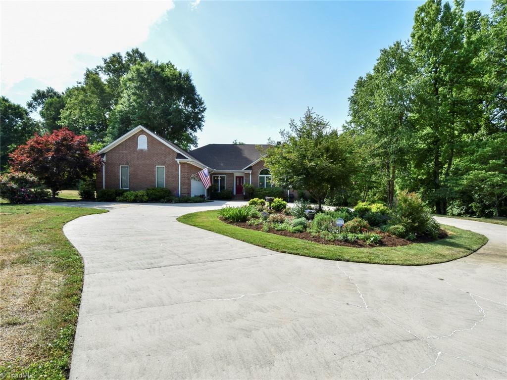 2116 Laura Lane High Point, NC 27262 - Photo 1 of 43 Gallery Image 1