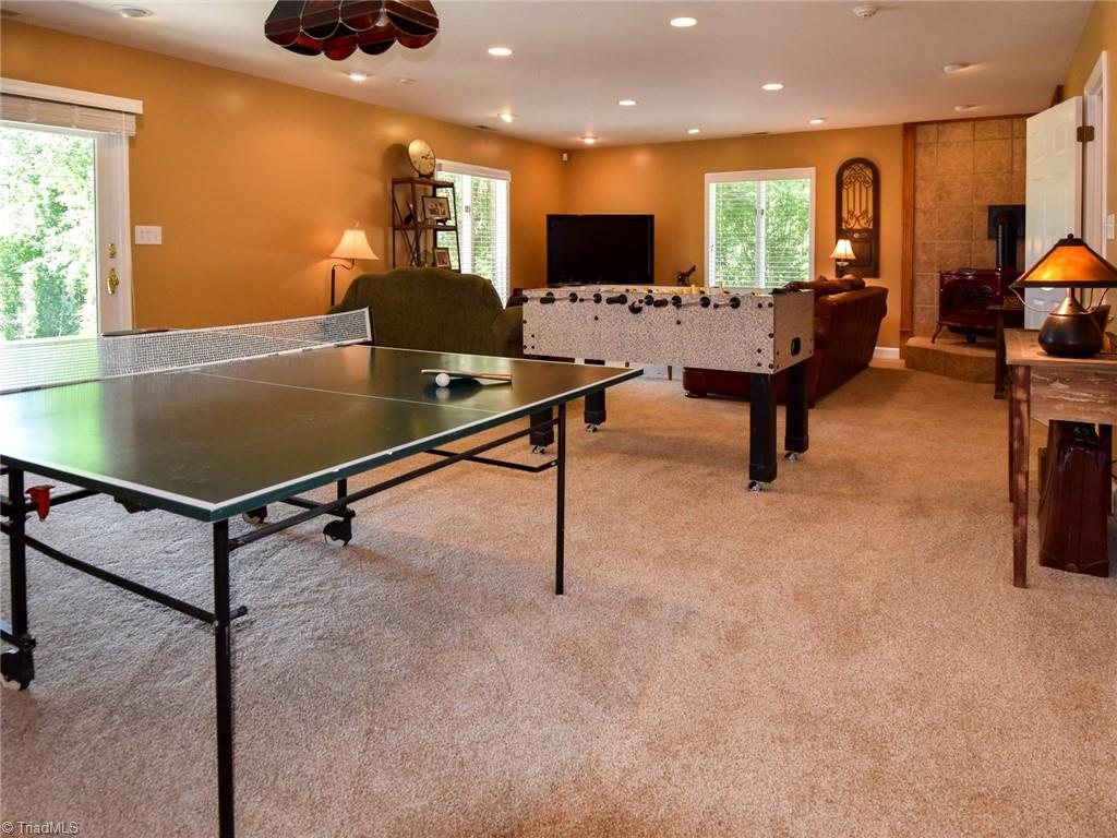 2116 Laura Lane High Point, NC 27262 - Photo 36 of 43 Gallery Image 36