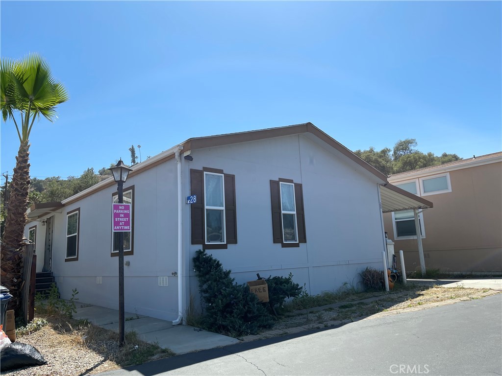 3909 Reche Road, Unit 28 Fallbrook, CA 92028 - Photo 3 of 34