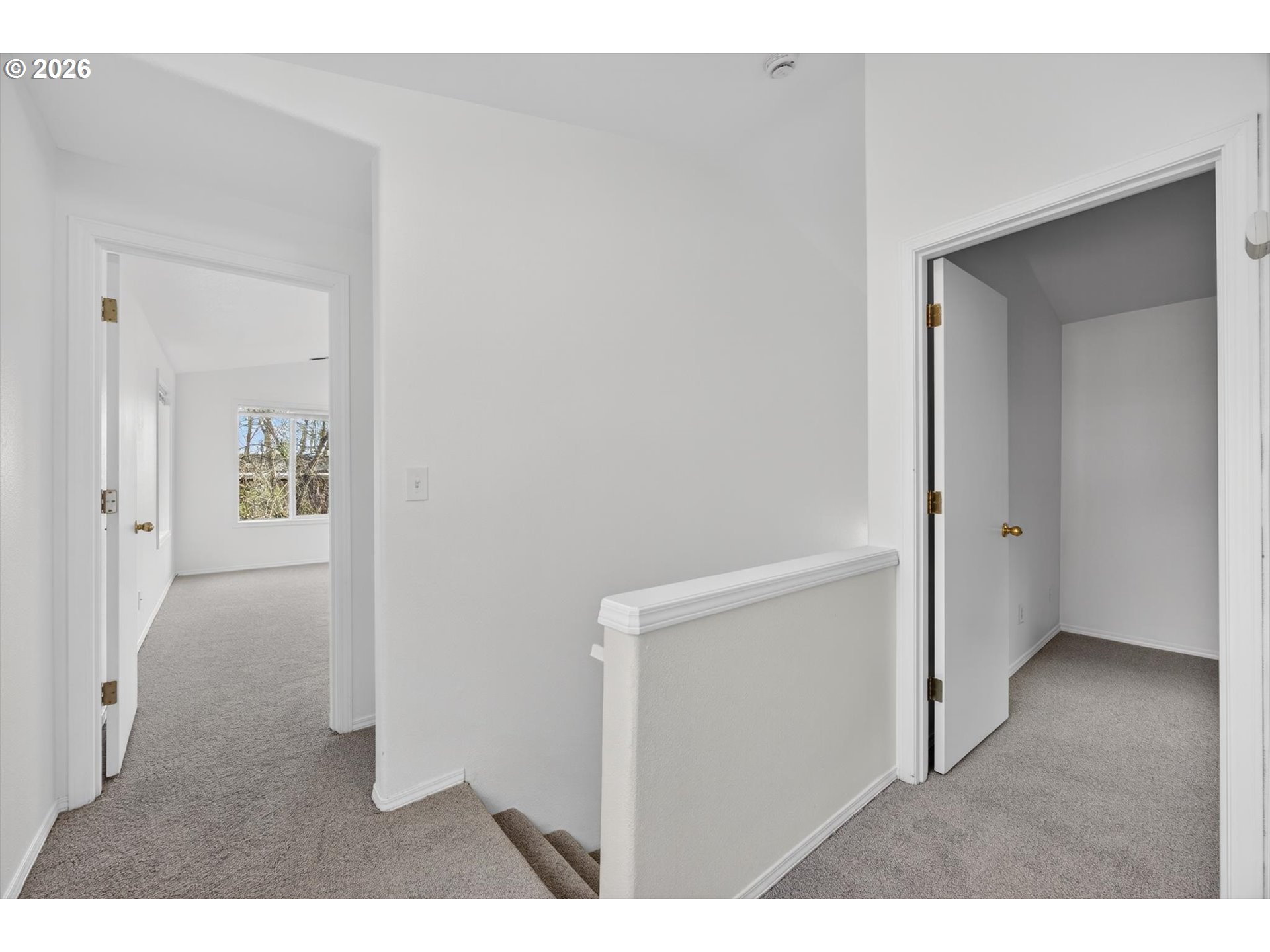 6006 Southwest View Point Terrace Portland, OR 97239 - Photo 12 of 27 Gallery Image 12