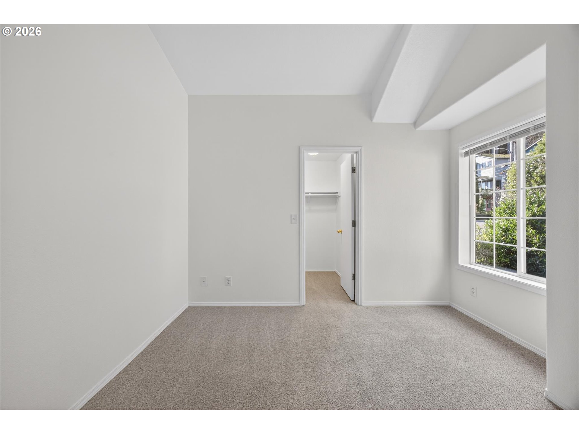 6006 Southwest View Point Terrace Portland, OR 97239 - Photo 19 of 27 Gallery Image 19