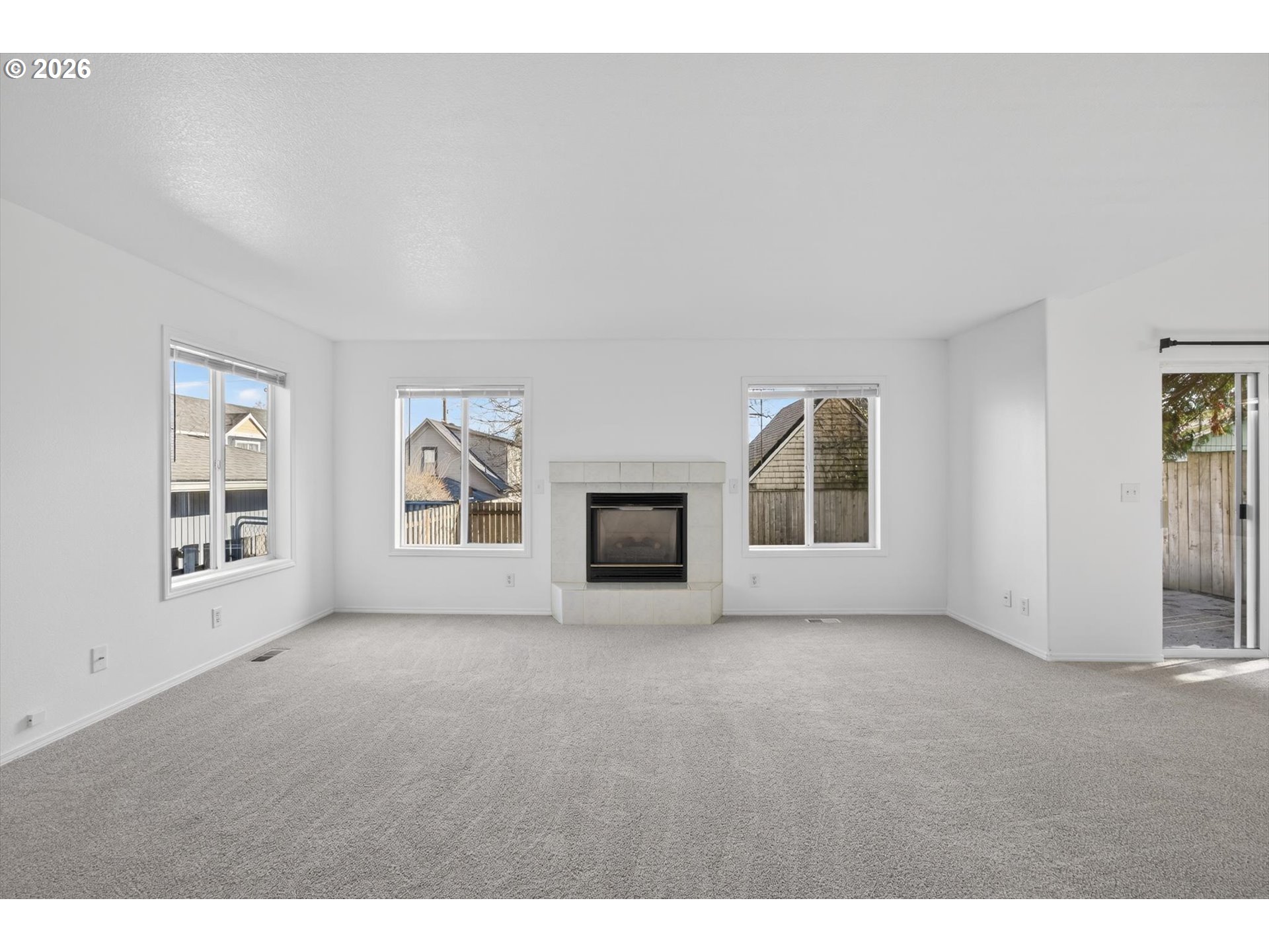 6006 Southwest View Point Terrace Portland, OR 97239 - Photo 2 of 27 Gallery Image 2