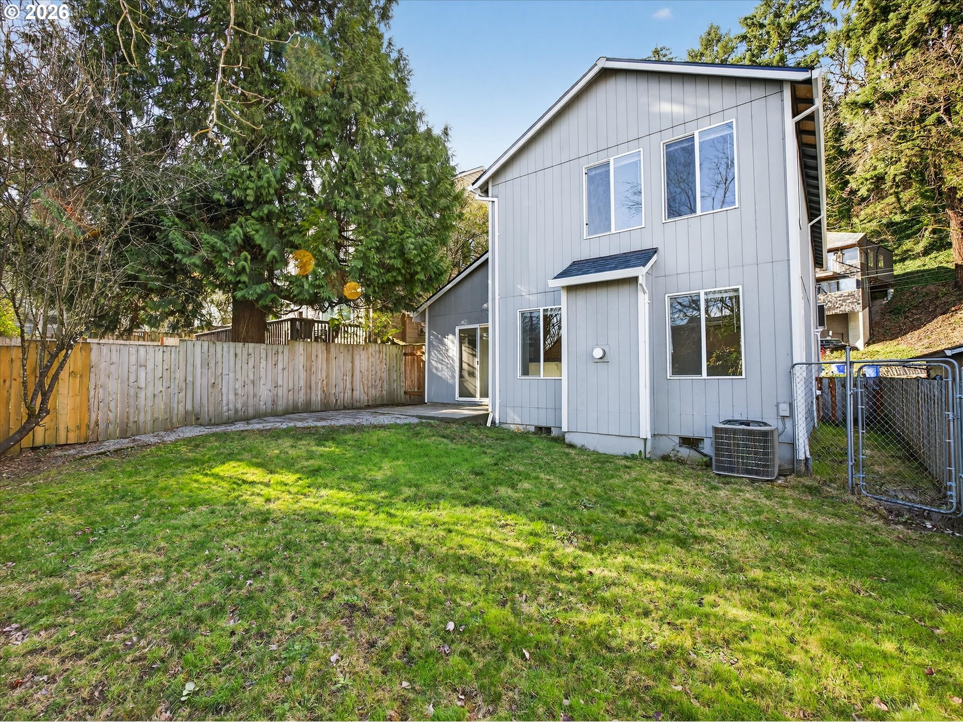 6006 Southwest View Point Terrace Portland, OR 97239 - Photo 24 of 27 Gallery Image 24