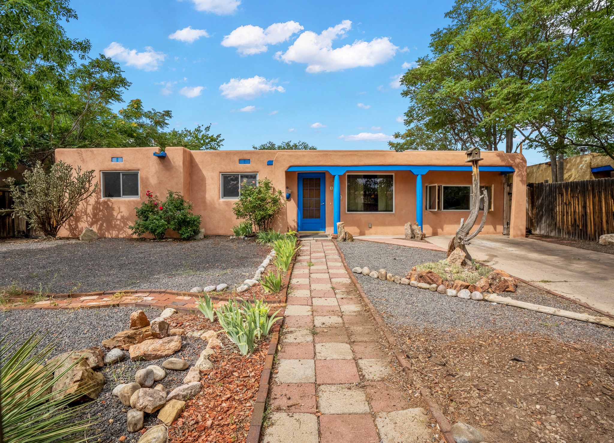 106 Spruce Street Santa Fe, NM 87501 - Photo 1 of 1