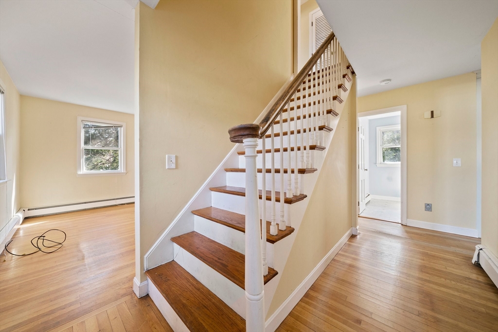 3 Andrea Road Pocasset, MA 02559 - Photo 17 of 40
