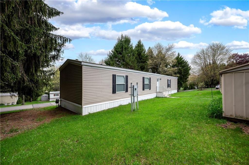 215 Baxter Lane Butler, PA 16001 - Photo 3 of 29 Gallery Image 3