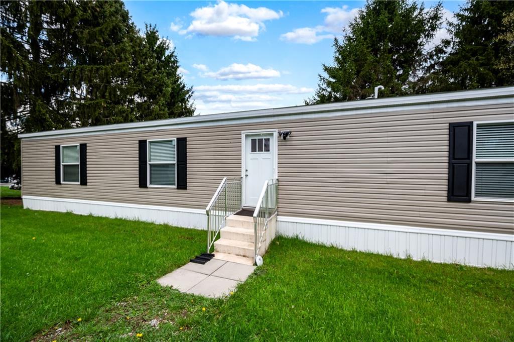 215 Baxter Lane Butler, PA 16001 - Photo 7 of 29 Gallery Image 7