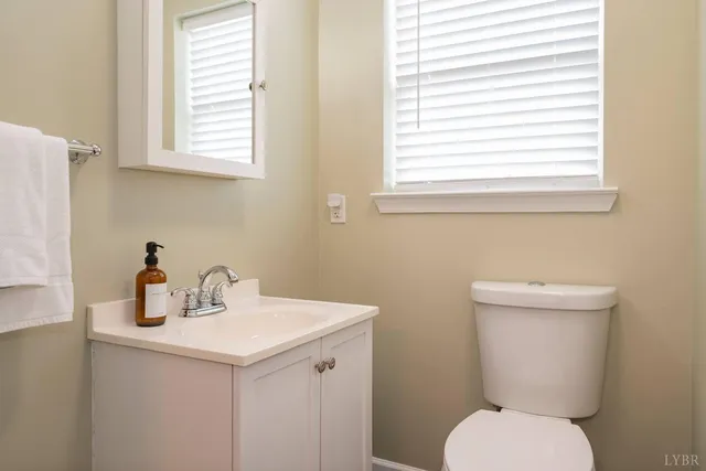 $299,000 | 609 Pine Drive, Lynchburg, VA 24503