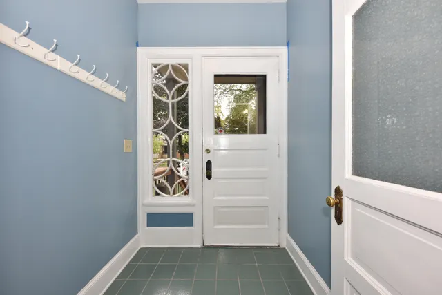 $439,000 | 2825 North Maryland Avenue, Milwaukee, WI 53211