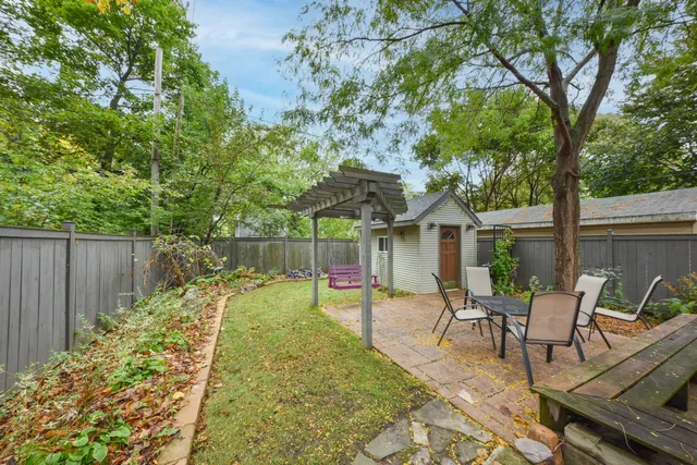 $439,000 | 2825 North Maryland Avenue, Milwaukee, WI 53211