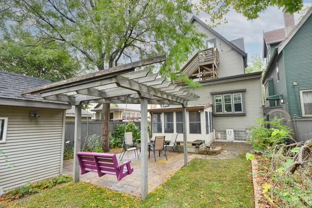 $439,000 | 2825 North Maryland Avenue, Milwaukee, WI 53211