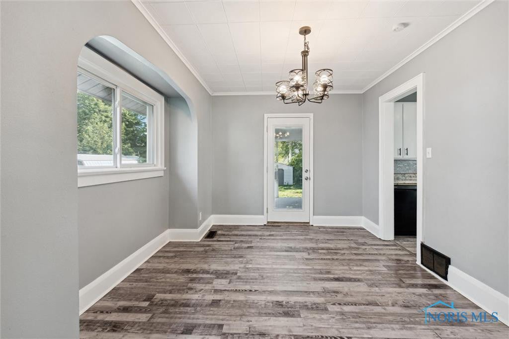 2041 Mansfield Road Toledo, OH 43613 - Photo 11 of 33 Gallery Image 11