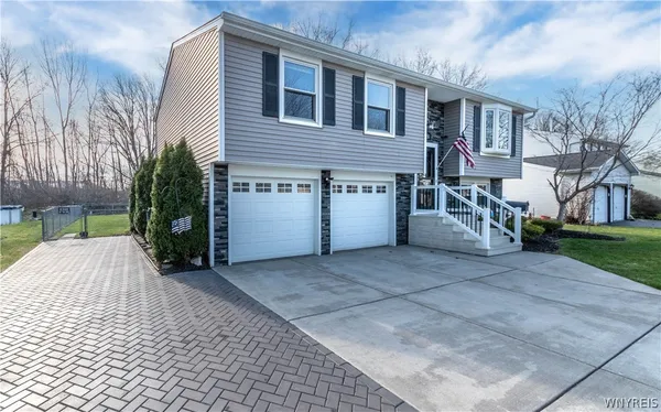 $339,900 | 855 Fairmont Avenue, North Tonawanda, NY 14120