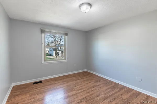 $339,900 | 855 Fairmont Avenue, North Tonawanda, NY 14120