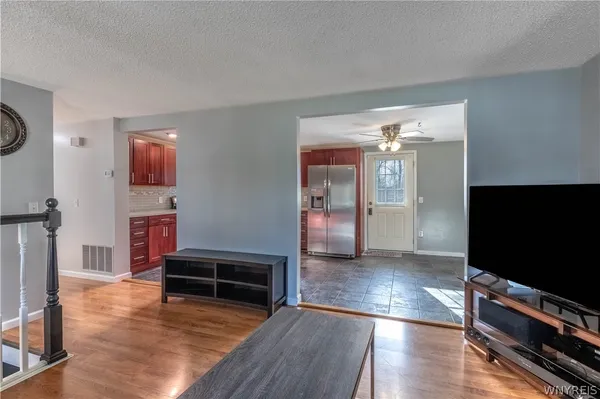 $339,900 | 855 Fairmont Avenue, North Tonawanda, NY 14120