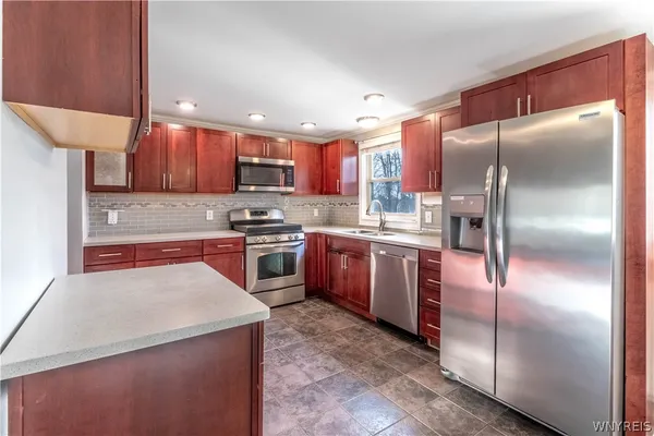 $339,900 | 855 Fairmont Avenue, North Tonawanda, NY 14120