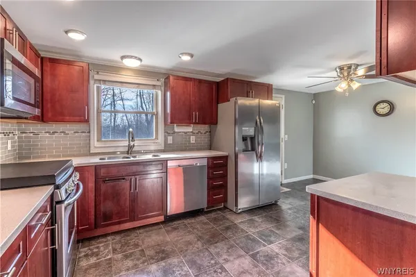 $339,900 | 855 Fairmont Avenue, North Tonawanda, NY 14120
