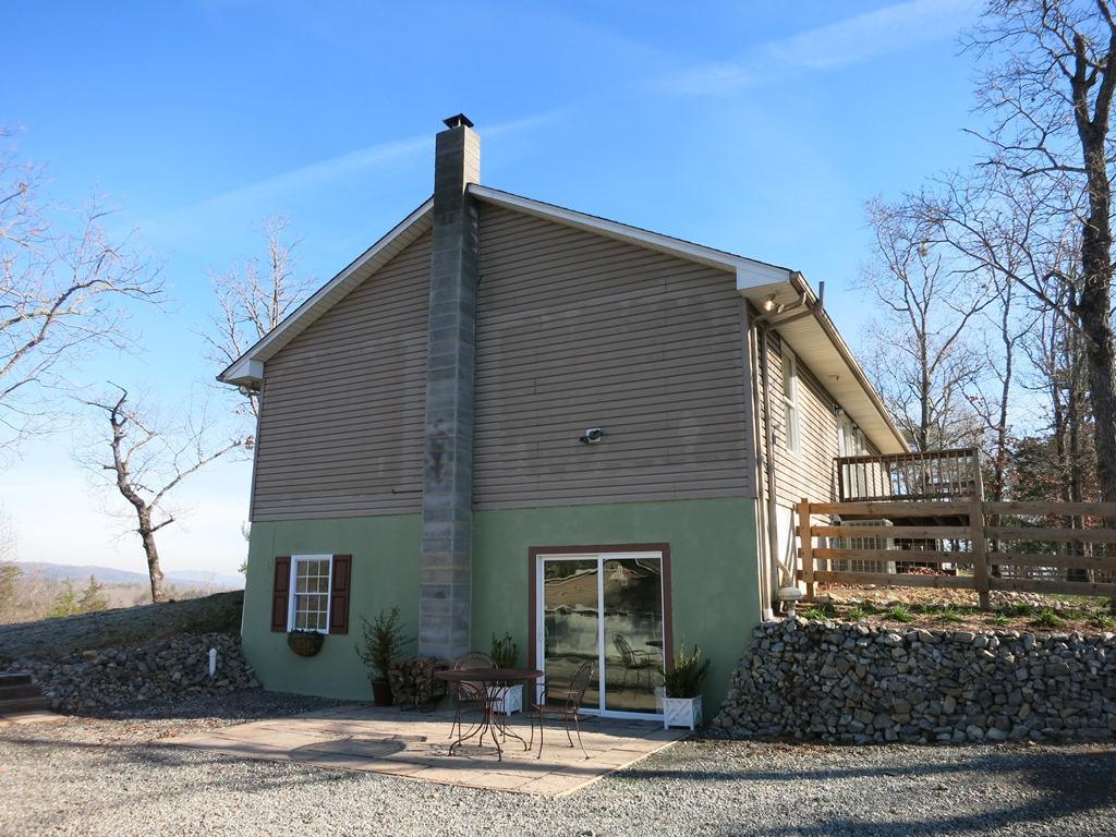 351 Borden Run Road Fincastle, VA 24090 - Photo 56 of 83 Patio & Deck