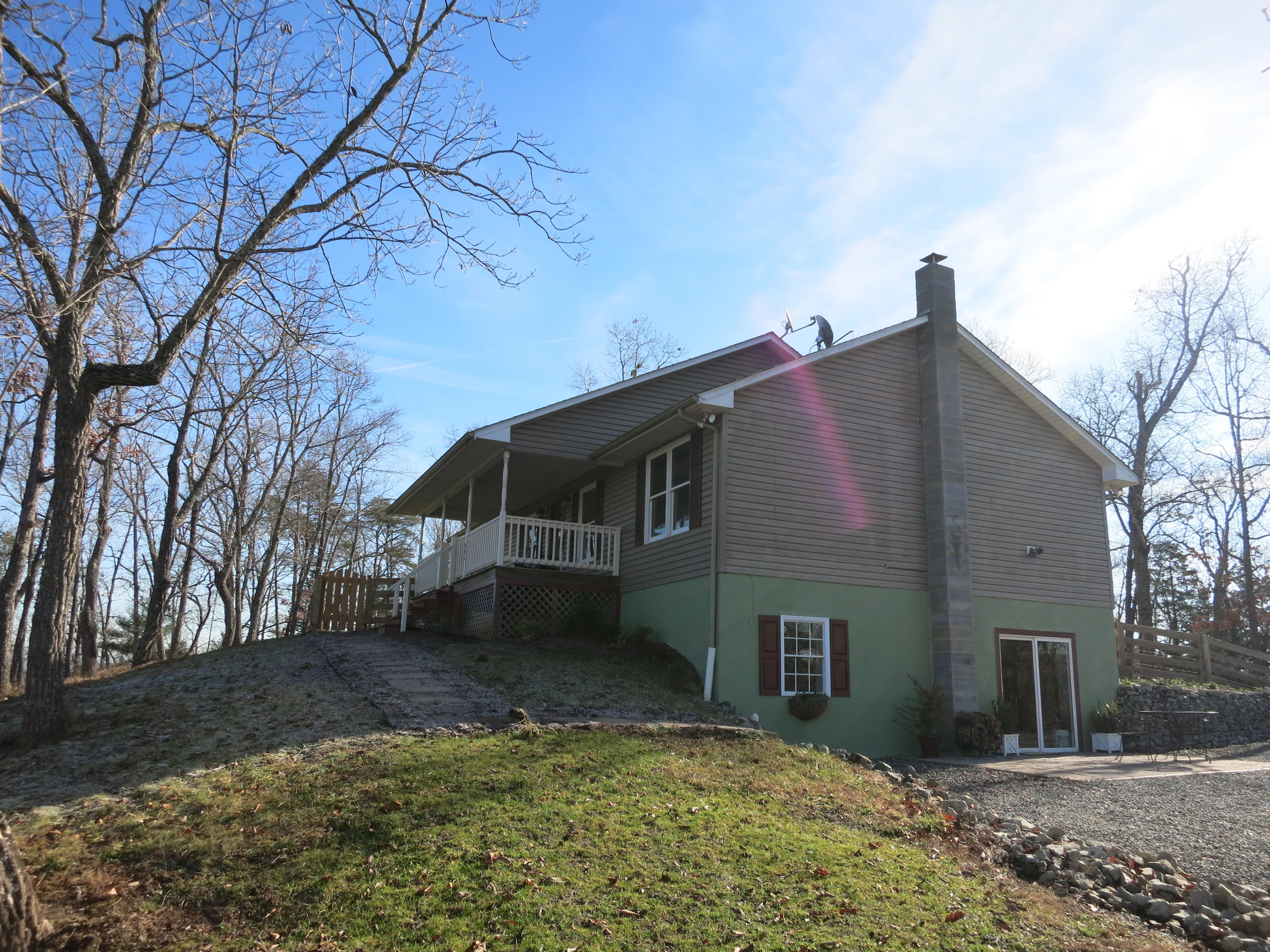 351 Borden Run Road Fincastle, VA 24090 - Photo 61 of 83 Front / Side