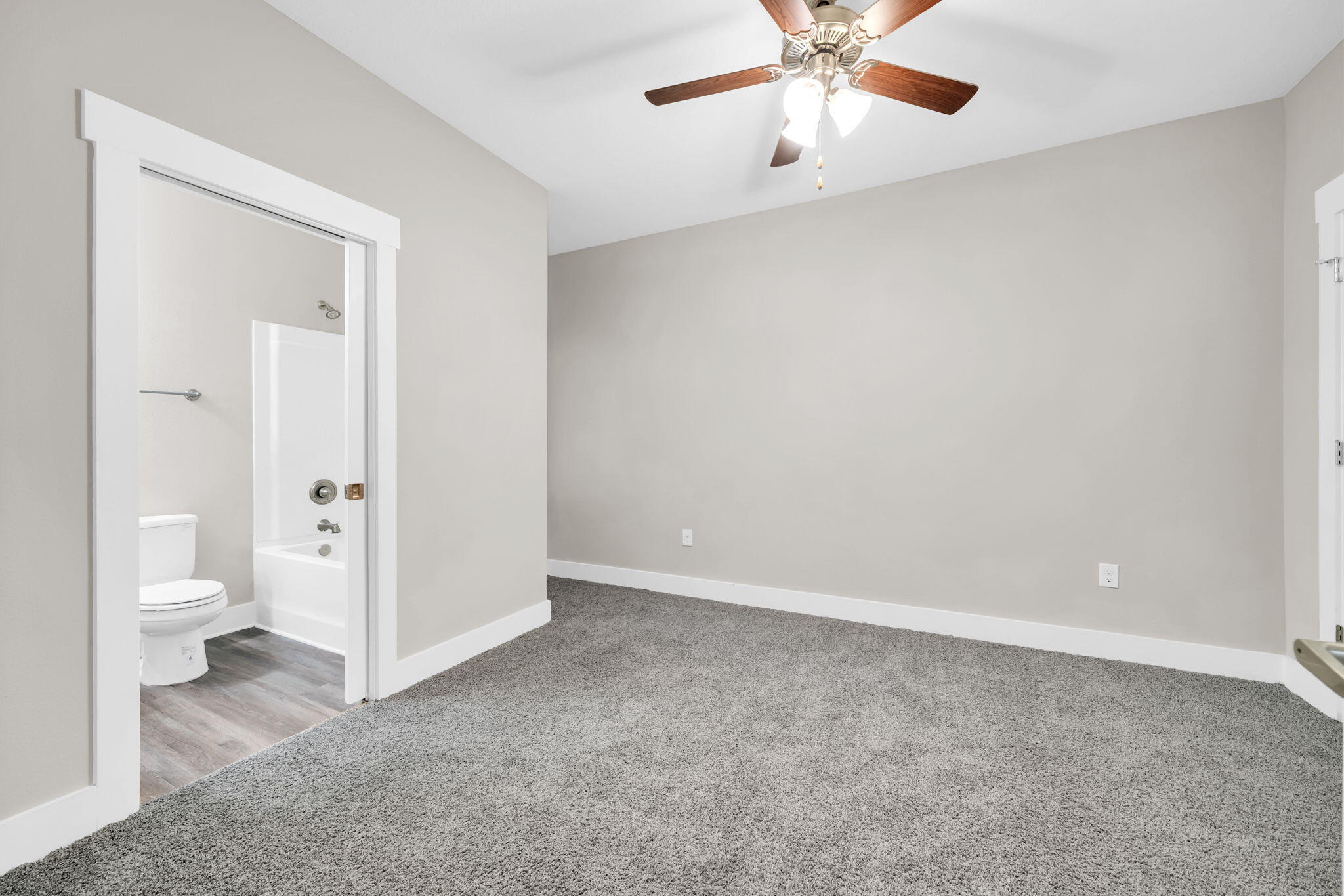 284 North Sand Palm Road Freeport, FL 32439 - Photo 14 of 39 32-web-or-mls-DSC07635