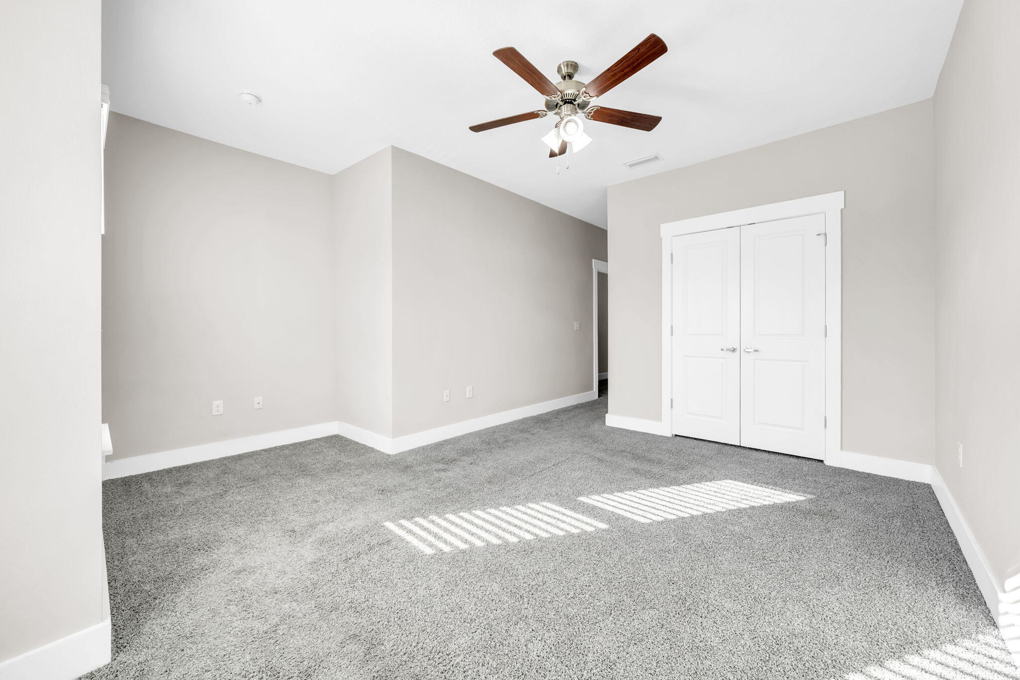 284 North Sand Palm Road Freeport, FL 32439 - Photo 19 of 39 30-web-or-mls-DSC07625