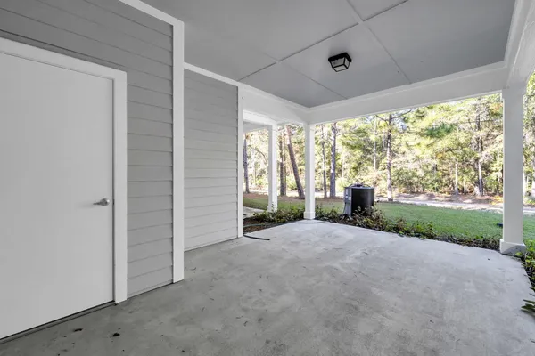 $220,000 | 284 North Sand Palm Road, Freeport, FL 32439