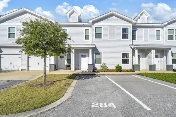 $220,000 | 284 North Sand Palm Road, Freeport, FL 32439