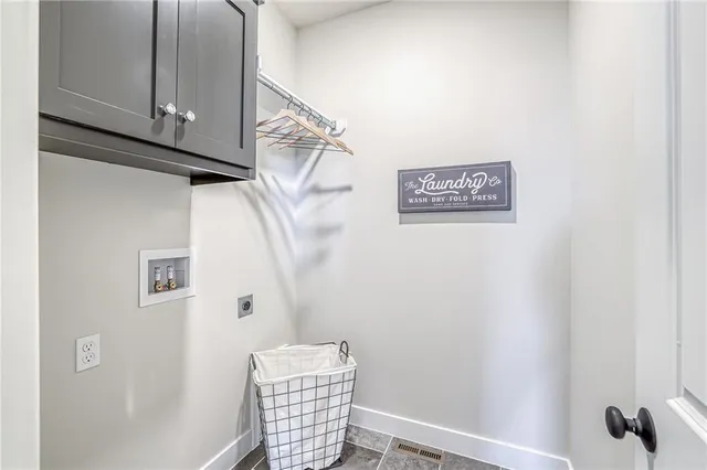 $566,500 | 15351 West 161st Street, Olathe, KS 66062