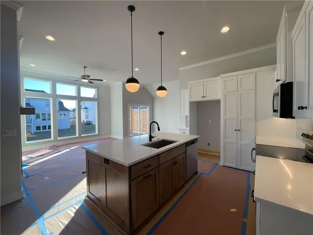 $566,500 | 15351 West 161st Street, Olathe, KS 66062