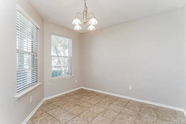 $2,145 | 419 Eastern Phoebe, San Antonio, TX 78253