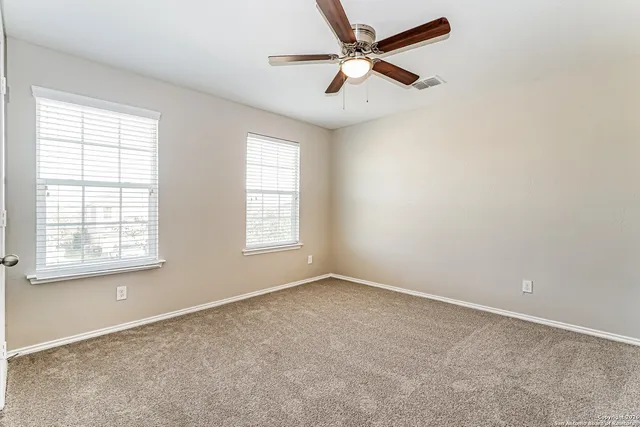 $2,145 | 419 Eastern Phoebe, San Antonio, TX 78253