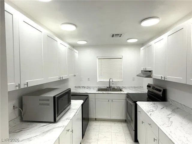 $1,700 | 3924 Mount Charleston Drive, Pahrump, NV 89048