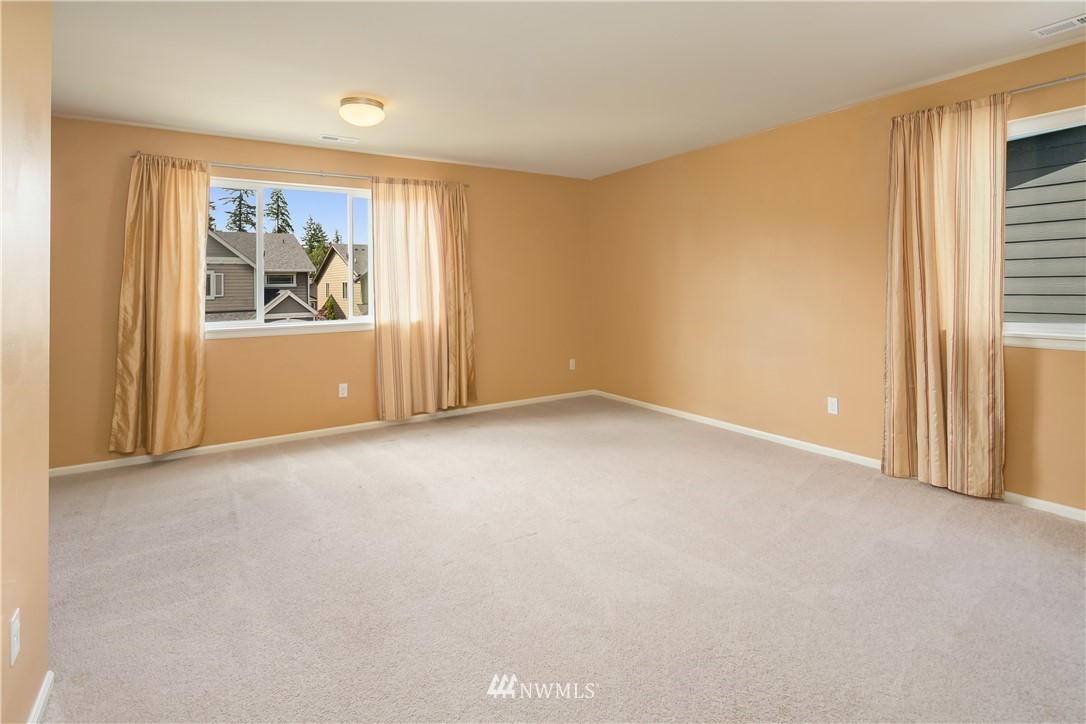 622 195th Street Southeast Bothell, WA 98012 - Photo 16 of 20