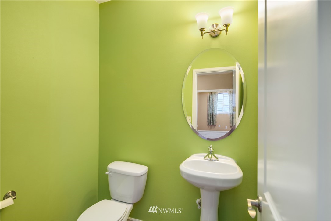 622 195th Street Southeast Bothell, WA 98012 - Photo 18 of 20