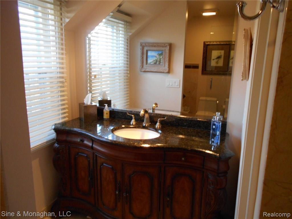 458 Washington Road Grosse Pointe, MI 48230 - Photo 27 of 47 DSCN0083.JPG
