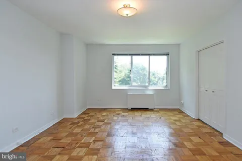 $6,400 | 2801 New Mexico Avenue Northwest, Unit 717, Washington, DC 20007
