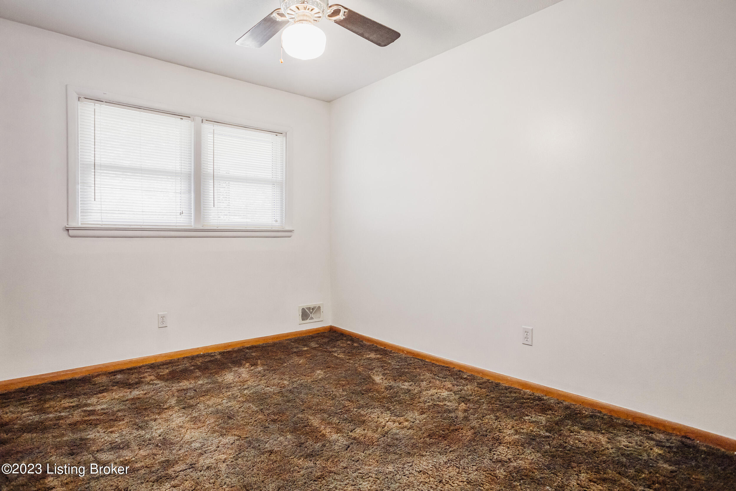 6308 Hunters Grove Road Louisville, KY 40216 - Photo 31 of 46 6308 Hunters Grove Rd-31