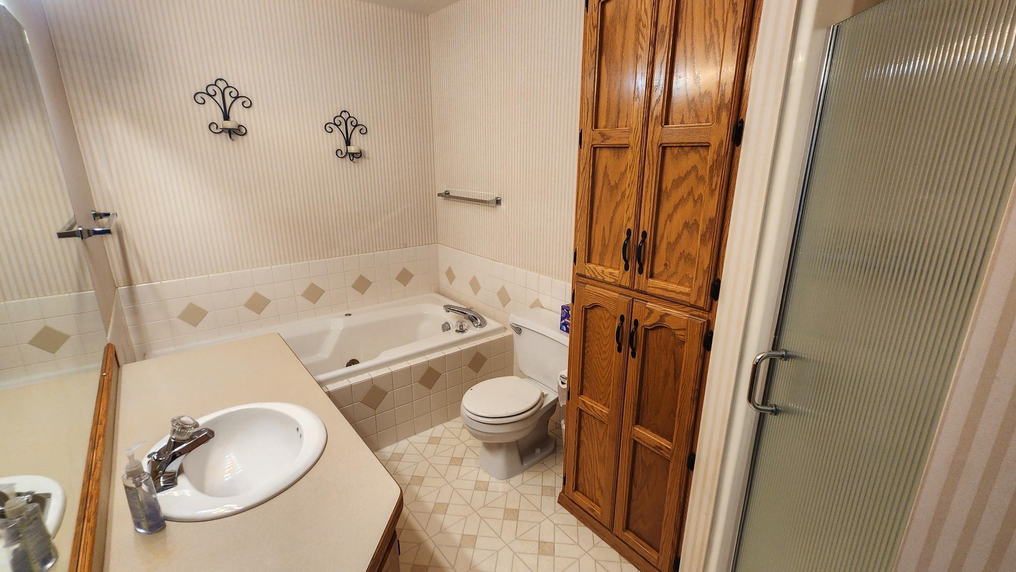 4041 South Rivershore Drive Moorhead, MN 56560 - Photo 15 of 41