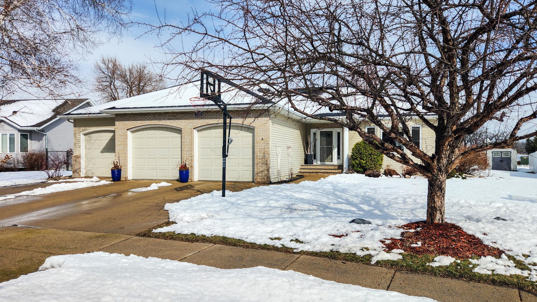 4041 South Rivershore Drive Moorhead, MN 56560 - Photo 2 of 41